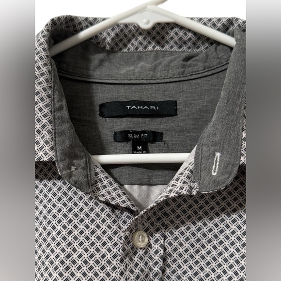 Tahari Men’s Slim Fit Casual Button Down Short Sleeve Shirt Size Medium - Picture 3 of 10